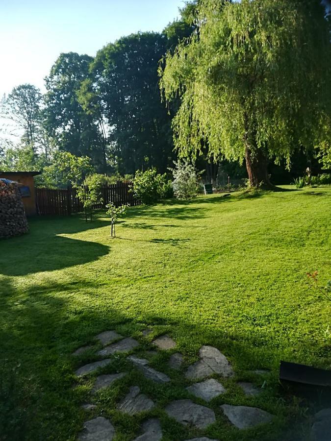 Apartman Dvorecna Loučovice Dış mekan fotoğraf